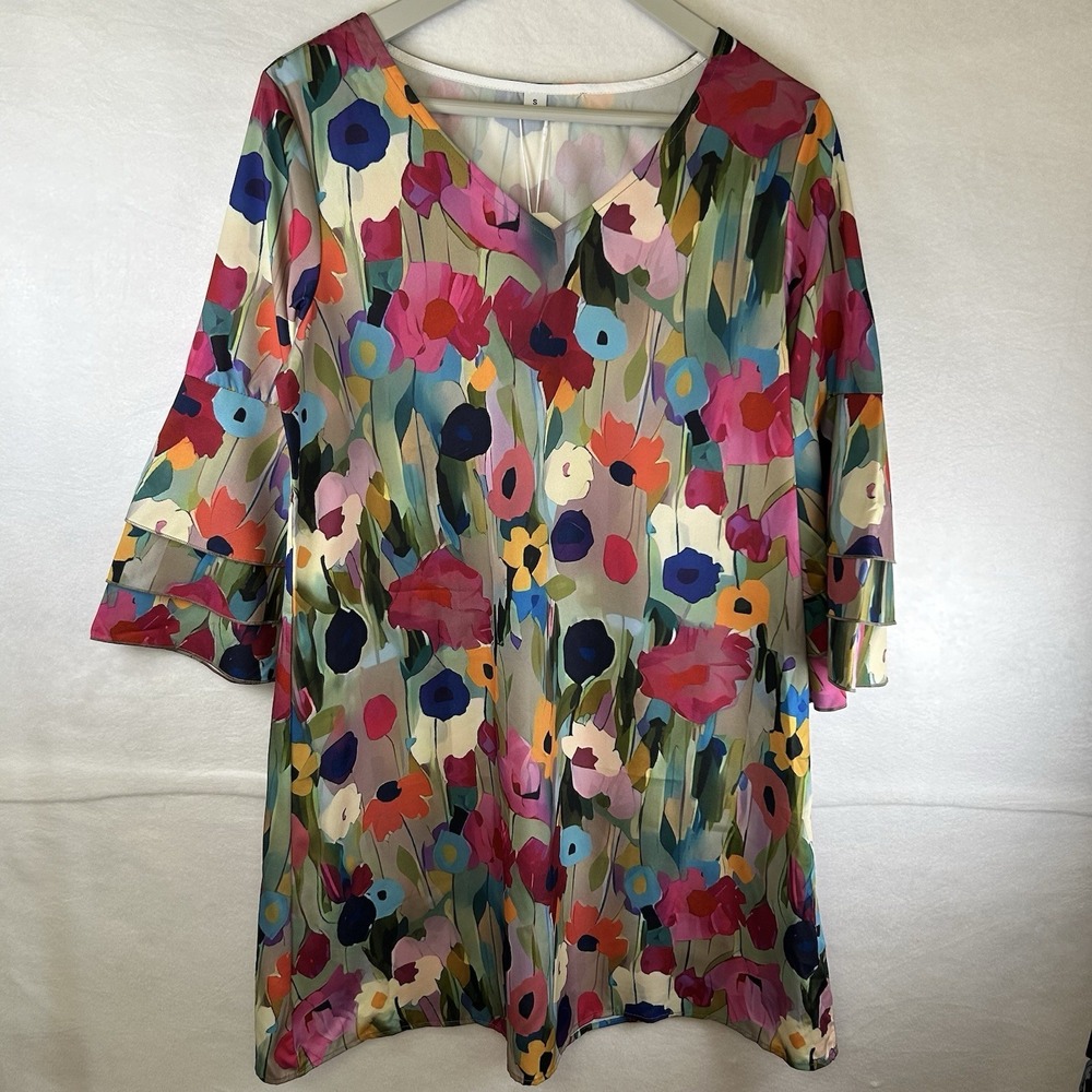 NWT Made with Love‎ Dress VNeck Floral Ruffled 3/4 Sleeve Whimsical Garden  Sz S